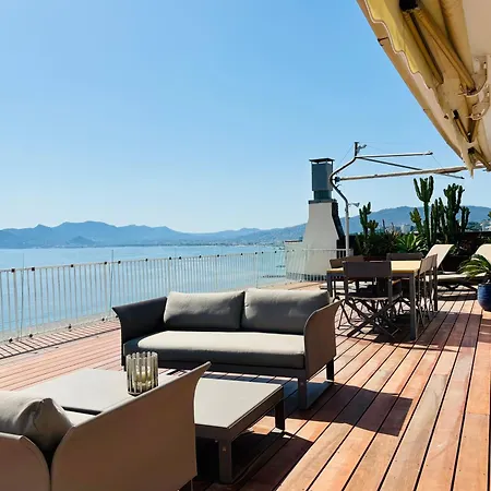 Superbe Penthouse Avec Vue Panoramique Sur La